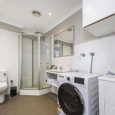 Central Perth 2-Bed Apartment With Pool & Gym Extérieur photo