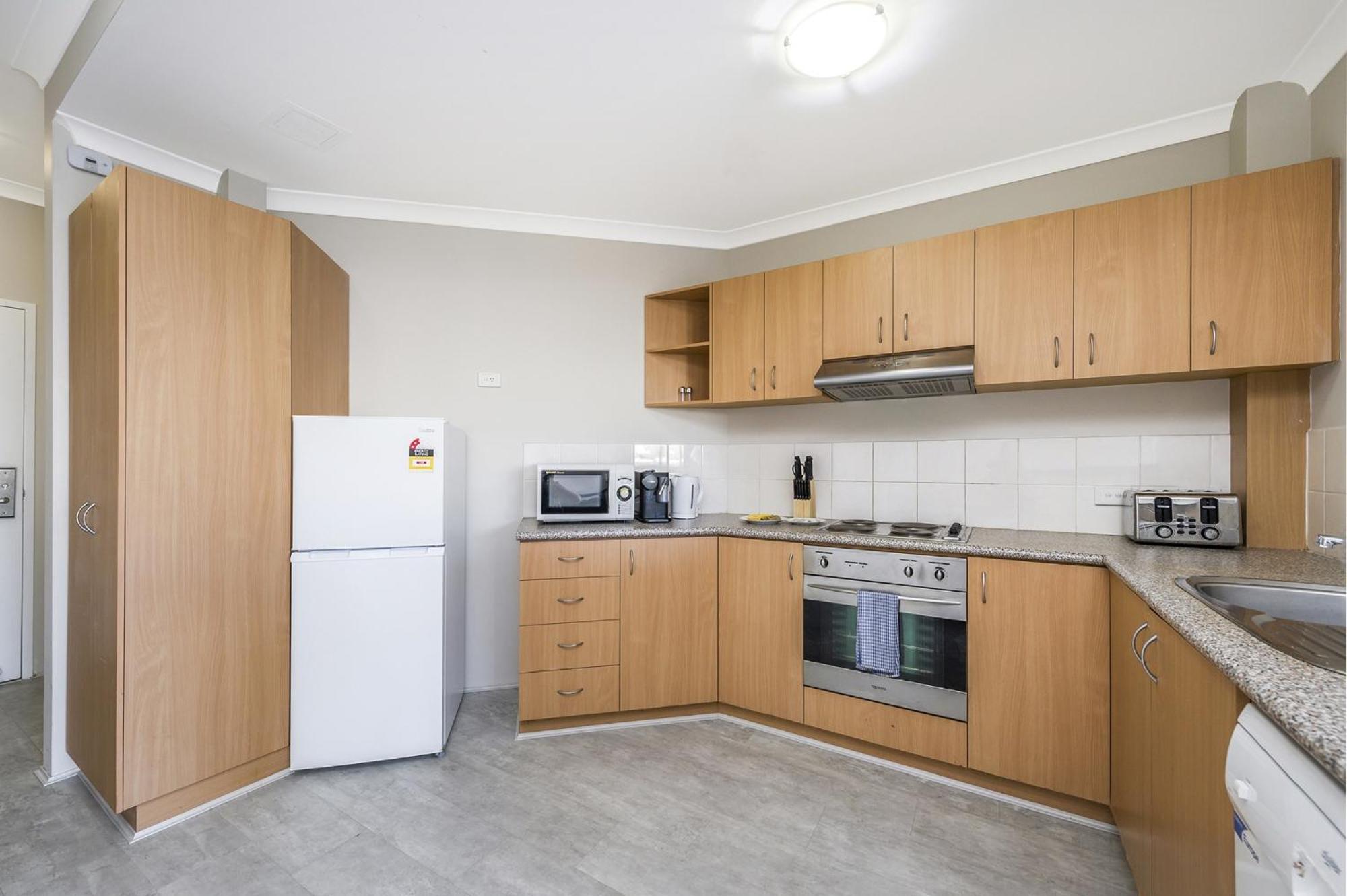 Central Perth 2-Bed Apartment With Pool & Gym Extérieur photo